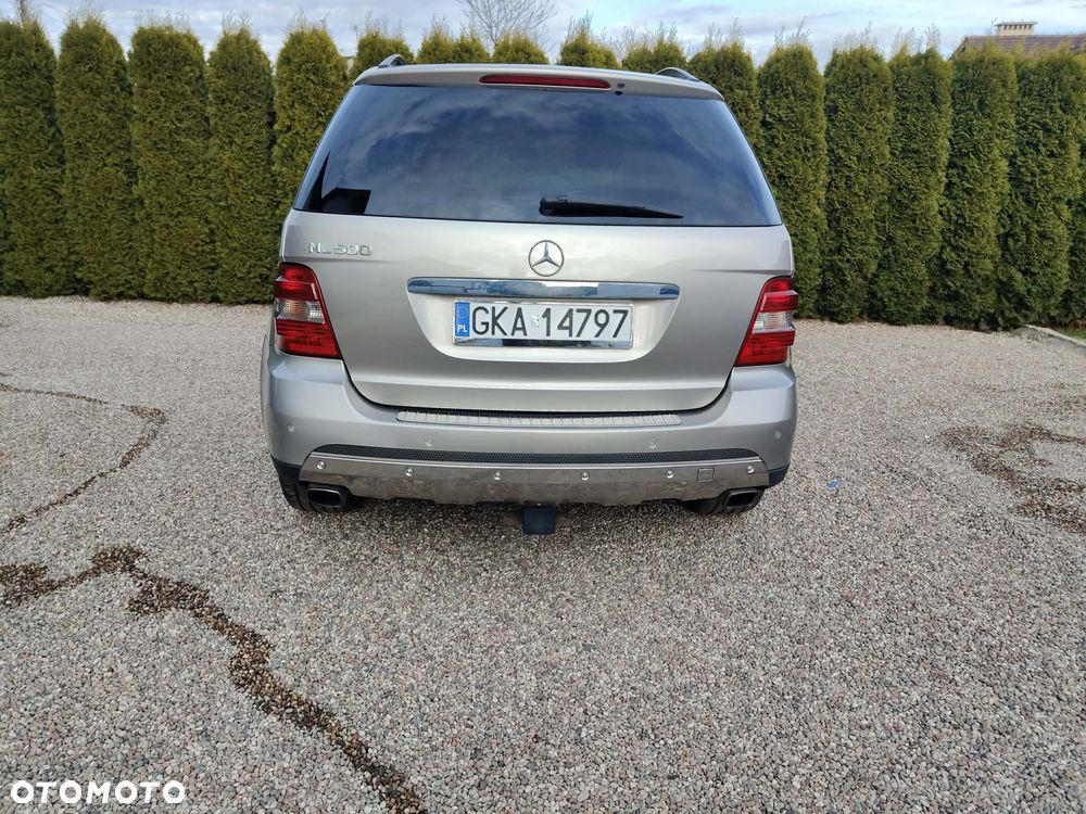 Mercedes-Benz ML 500 7G-TRONIC - 2