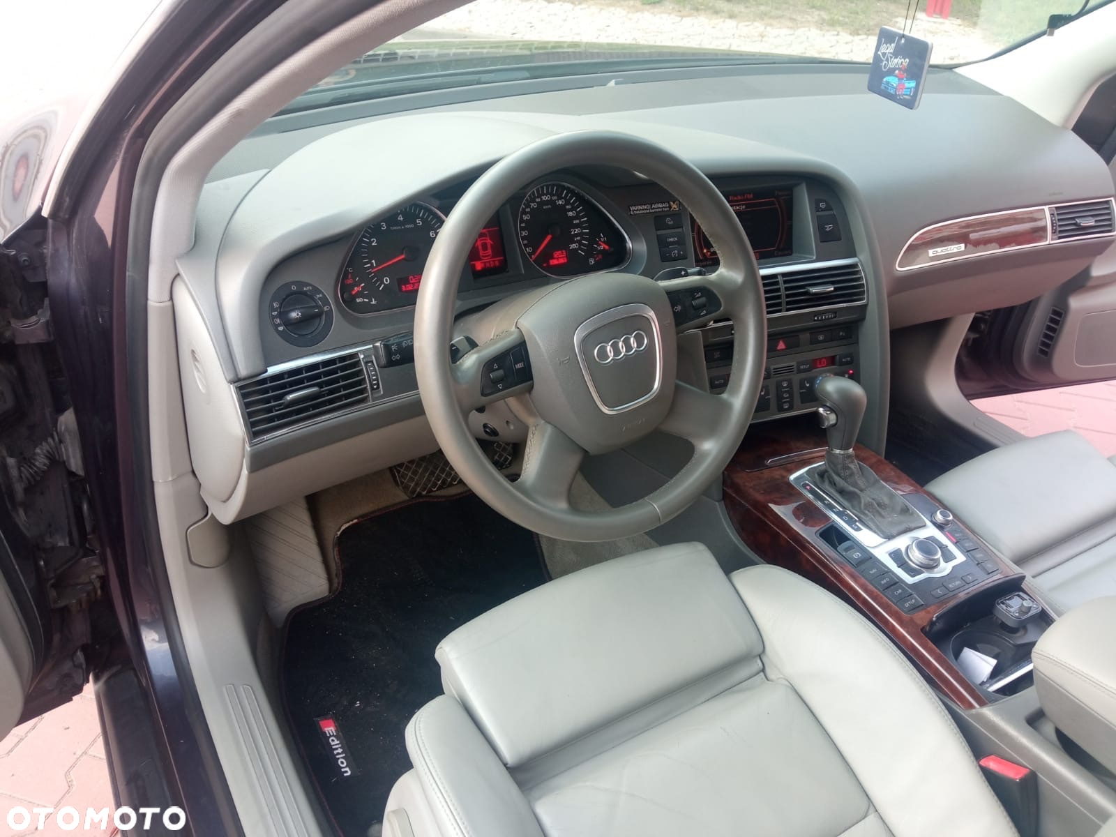 Audi A6 - 12