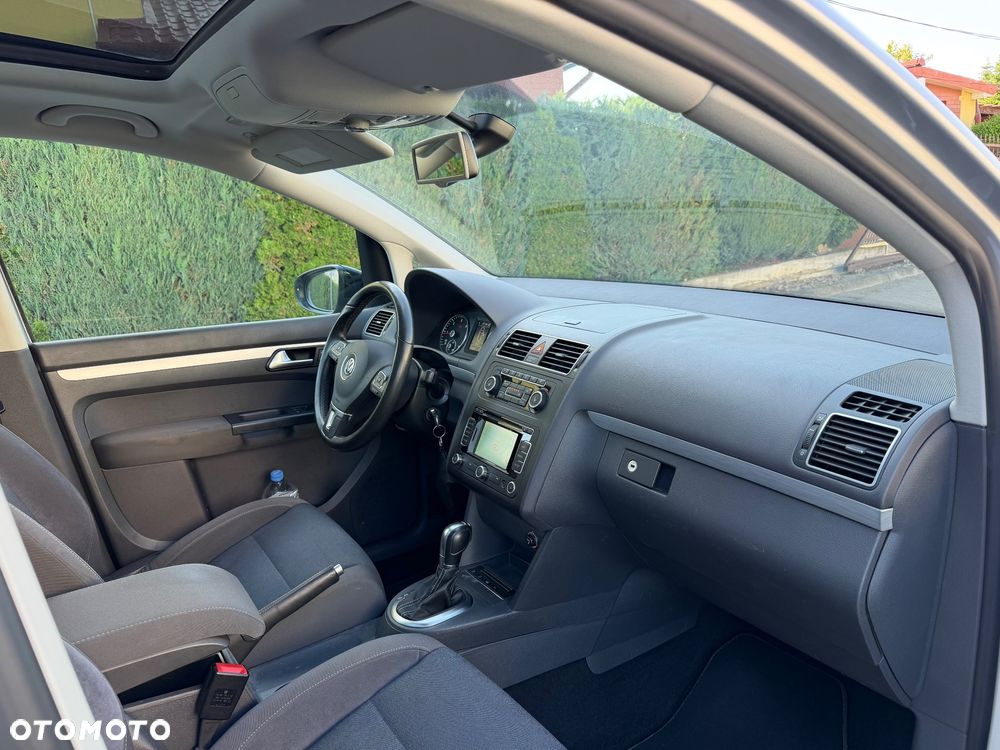 Volkswagen Touran 2.0 TDI DPF DSG STYLE - 7