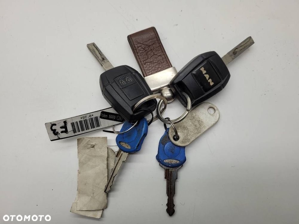 KOLUMNA KIEROWNICZA STACYJKA KLUCZYK TAŚMA MANETKI MAN TGX 81461136236 - 15