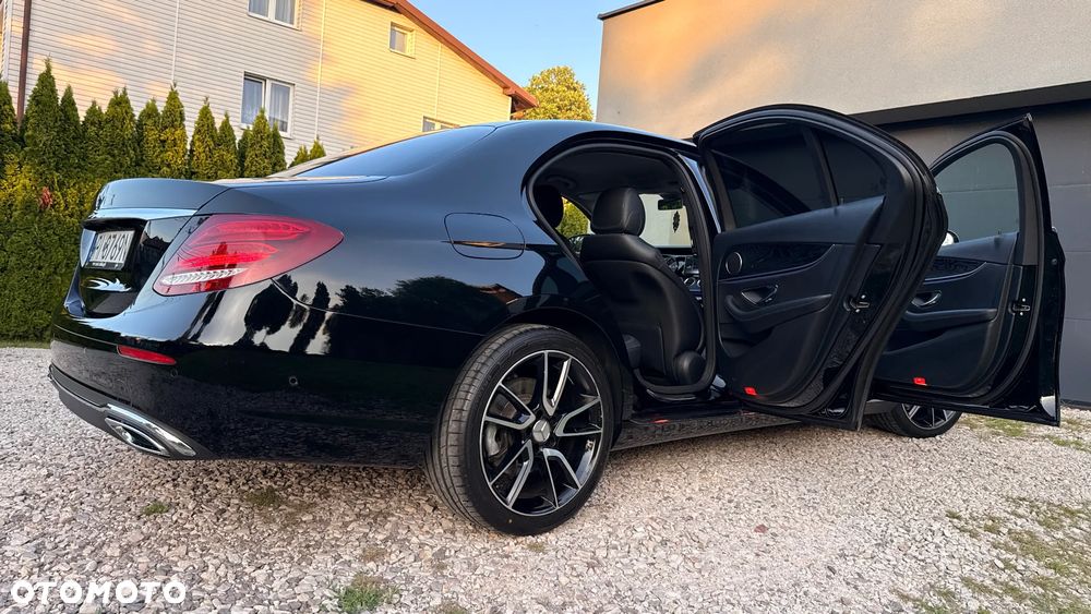 Mercedes-Benz Klasa E 350 BlueTEC 9G-TRONIC - 32