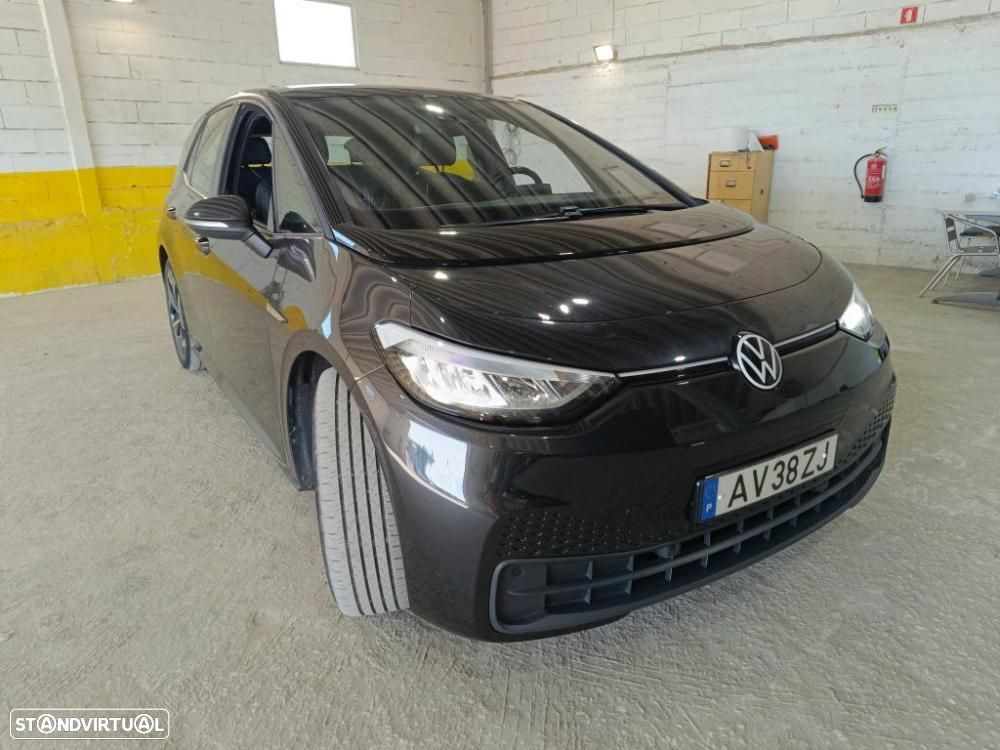Volkswagen Id.3 2023 photo 2