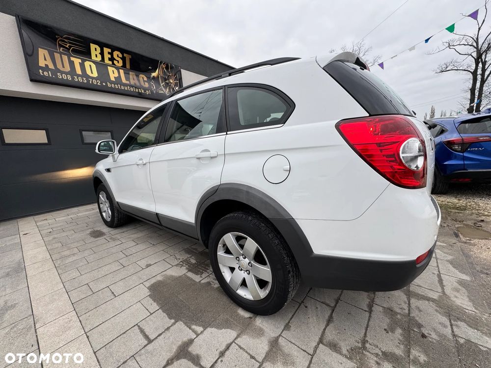 Chevrolet Captiva 2.4 LT FWD - 16