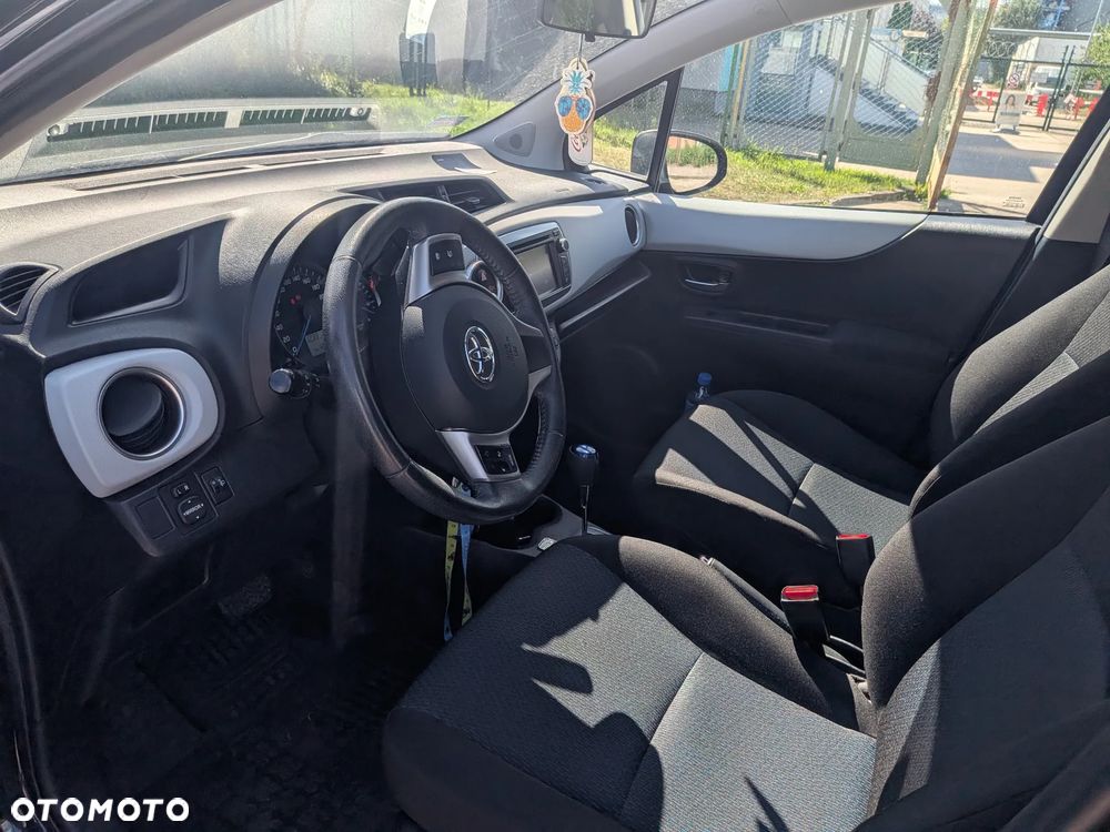 Toyota Yaris 1.5 VVT-i - 7