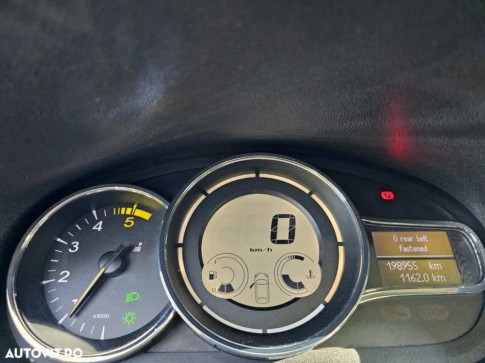 Renault Megane ENERGY dCi 130 Start & Stop Bose Edition - 13