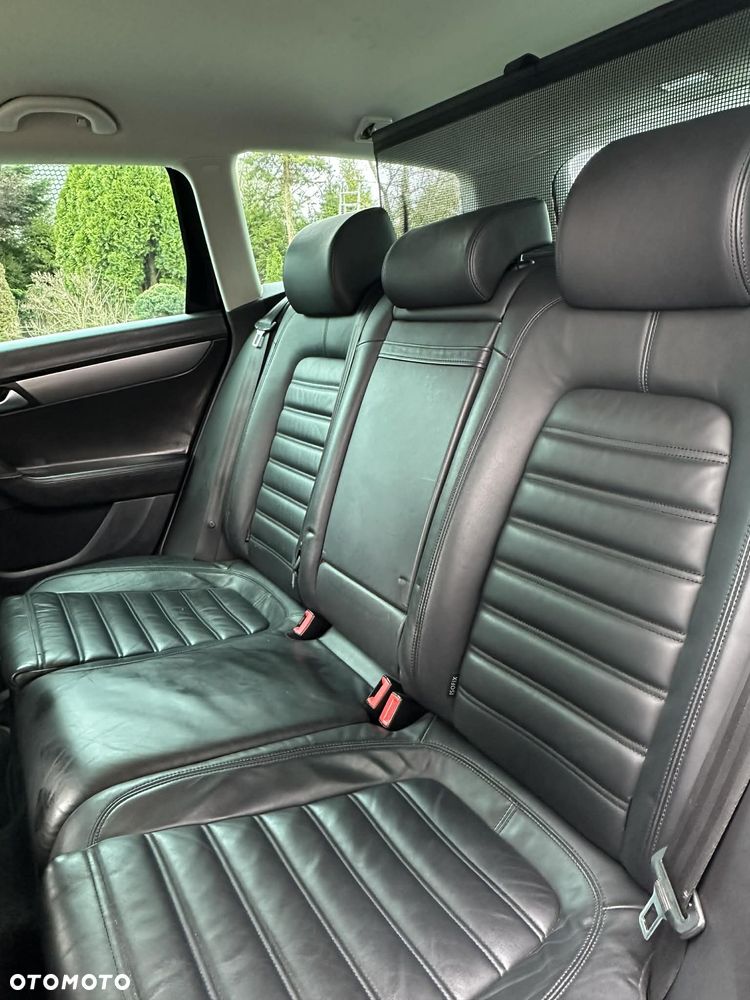 Volkswagen Passat 2.0 TDI 4Motion DSG BlueMotion Tech R-Line - 30