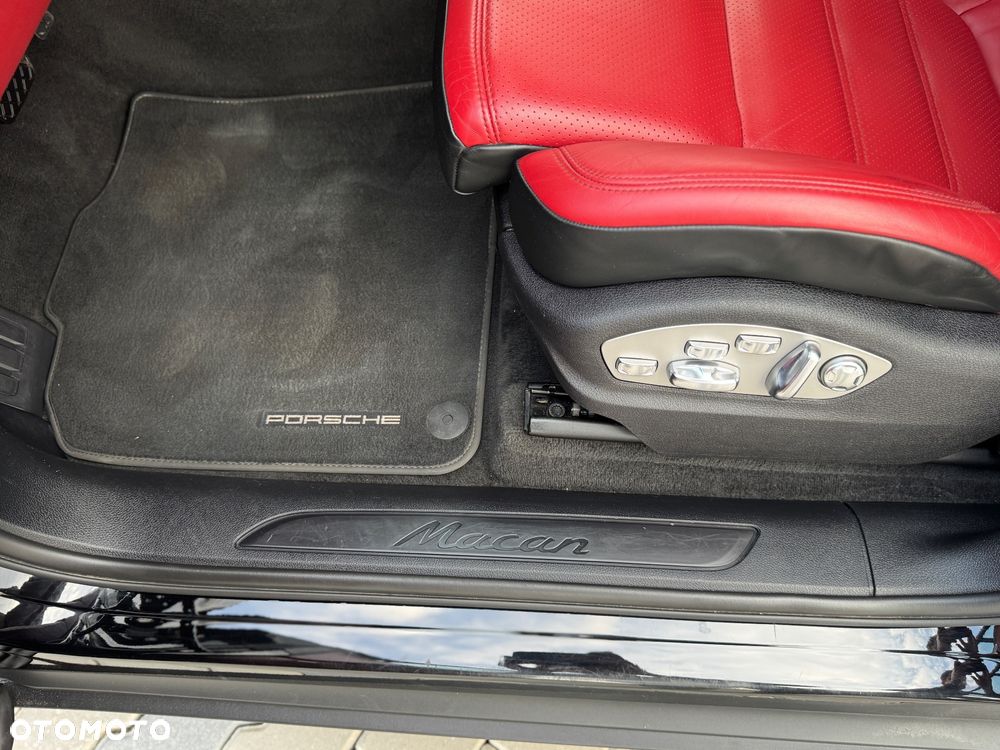 Porsche Macan - 26