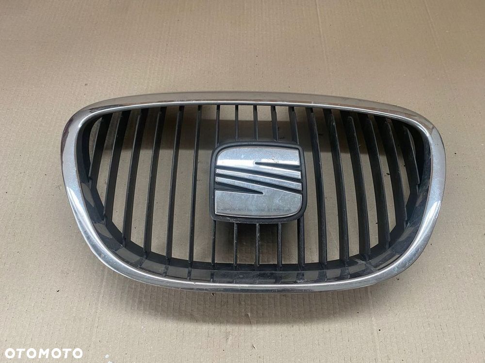 ATRAPA GRILL GRIL ZDERZAKA SEAT TOLEDO III LEON II - 1