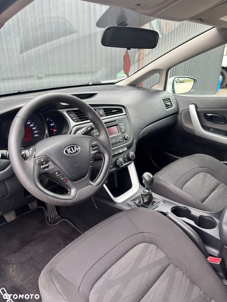 Kia Ceed 1.4 L Business Line - 22