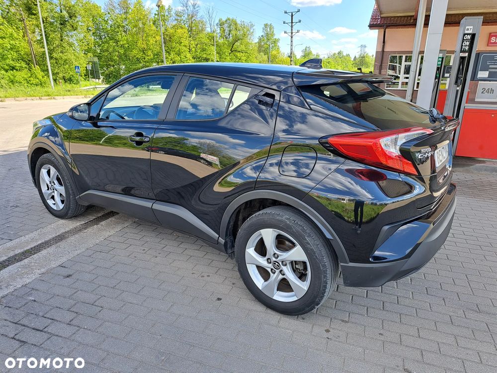 Toyota C-HR - 11