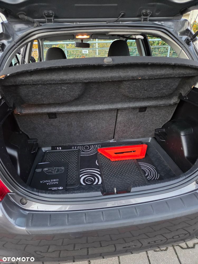 Toyota Yaris - 8