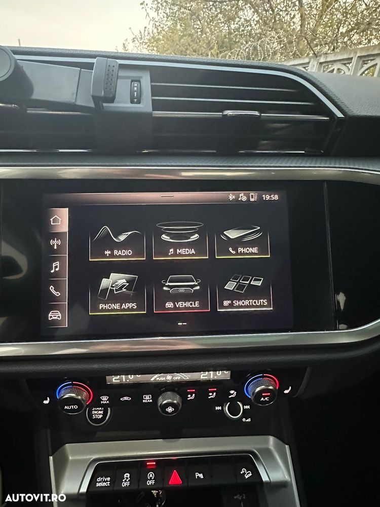 Audi Q3 45 TFSI quattro S tronic S line - 13