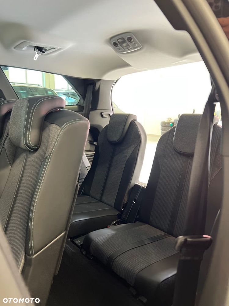 Peugeot 5008 BlueHDI 130 EAT8 Active Business-Paket - 38