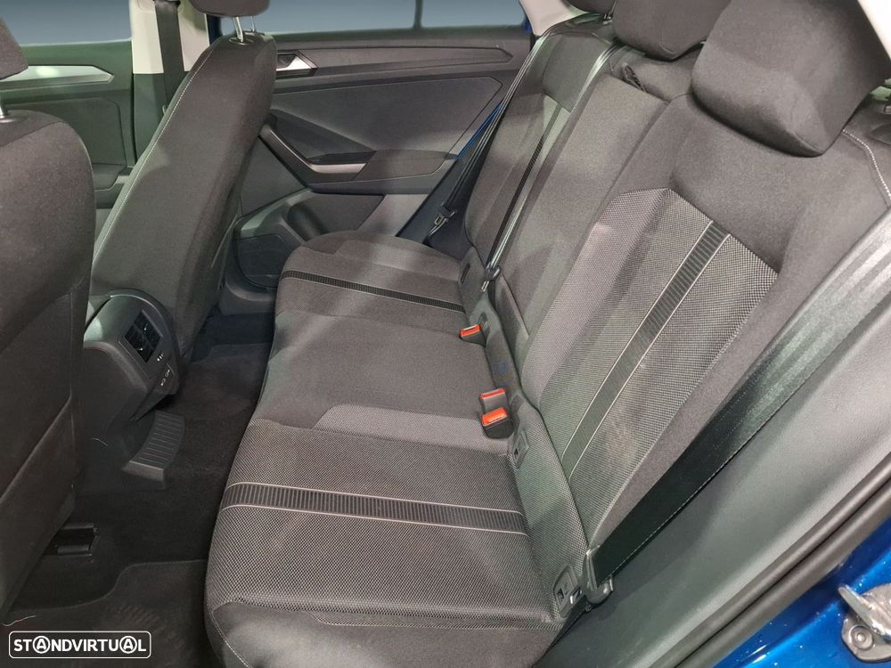 VW T-Roc 1.0 TSI Urban - 14