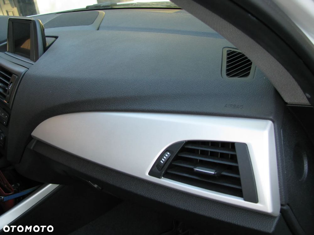 BMW Seria 1 116d - 18