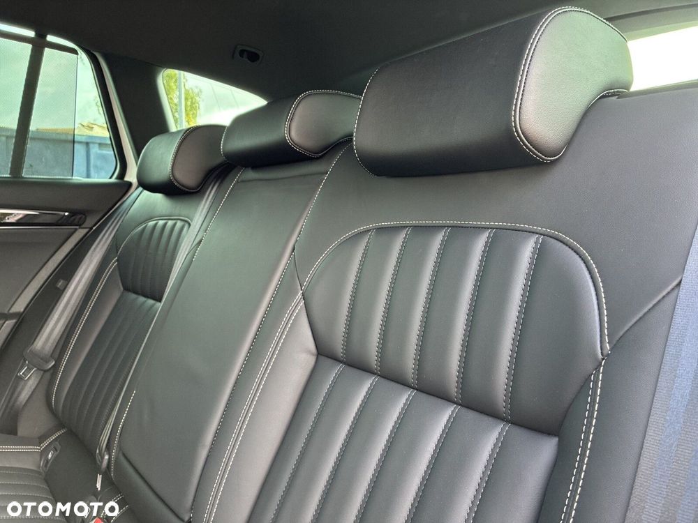 Skoda Superb 2.0 TDI SCR L&K DSG - 21