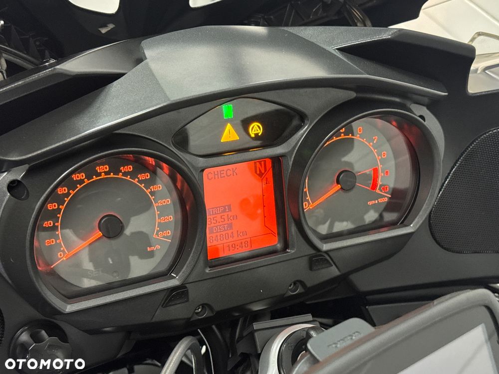 BMW R - 26