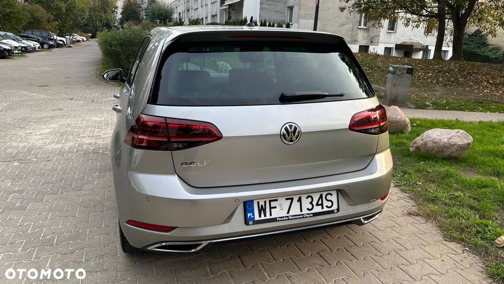 Volkswagen Golf - 18