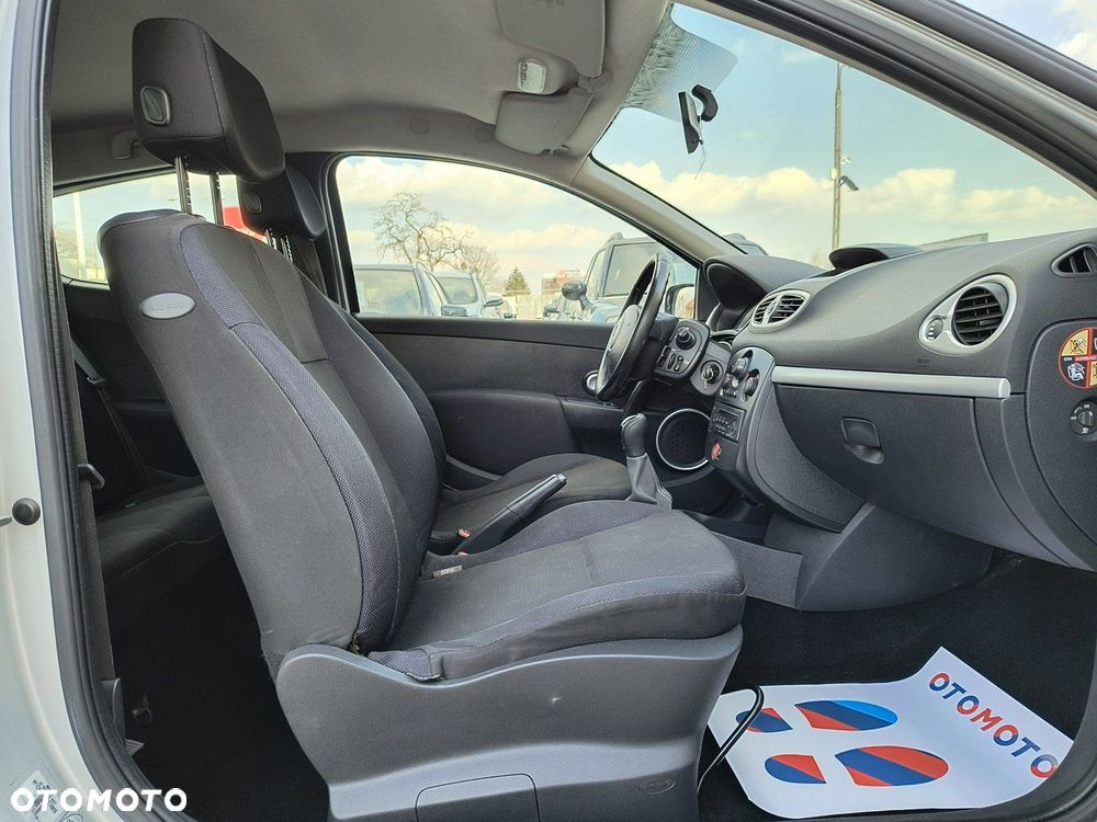 Renault Clio 1.6 16V Edition Dynamique - 12