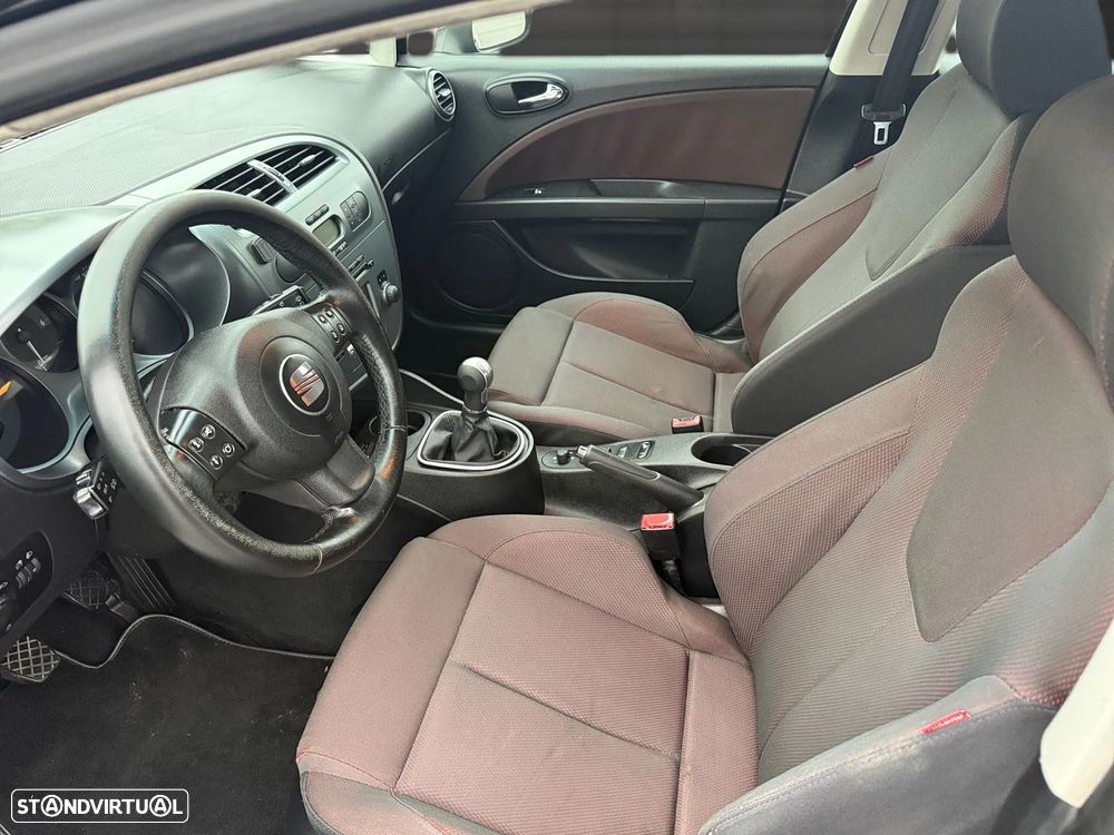 SEAT Leon 2.0 TDI Sport Up DPF - 6