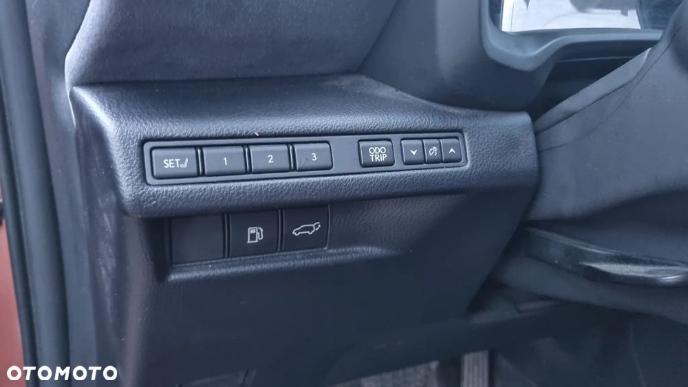 Lexus LBX FWD Elegant Black Edition - 26