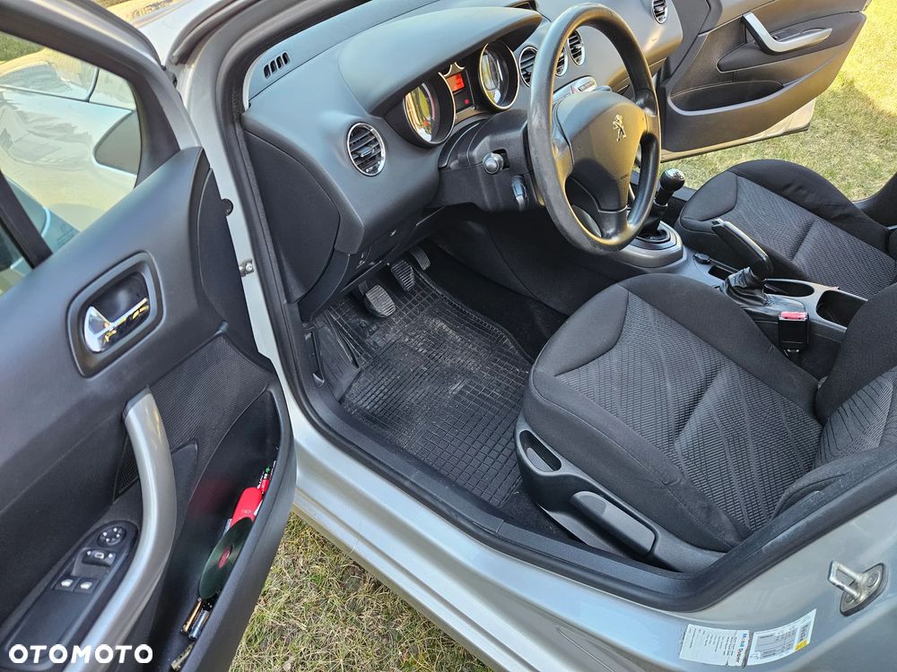 Peugeot 308 1.6 HDi Trendy - 9