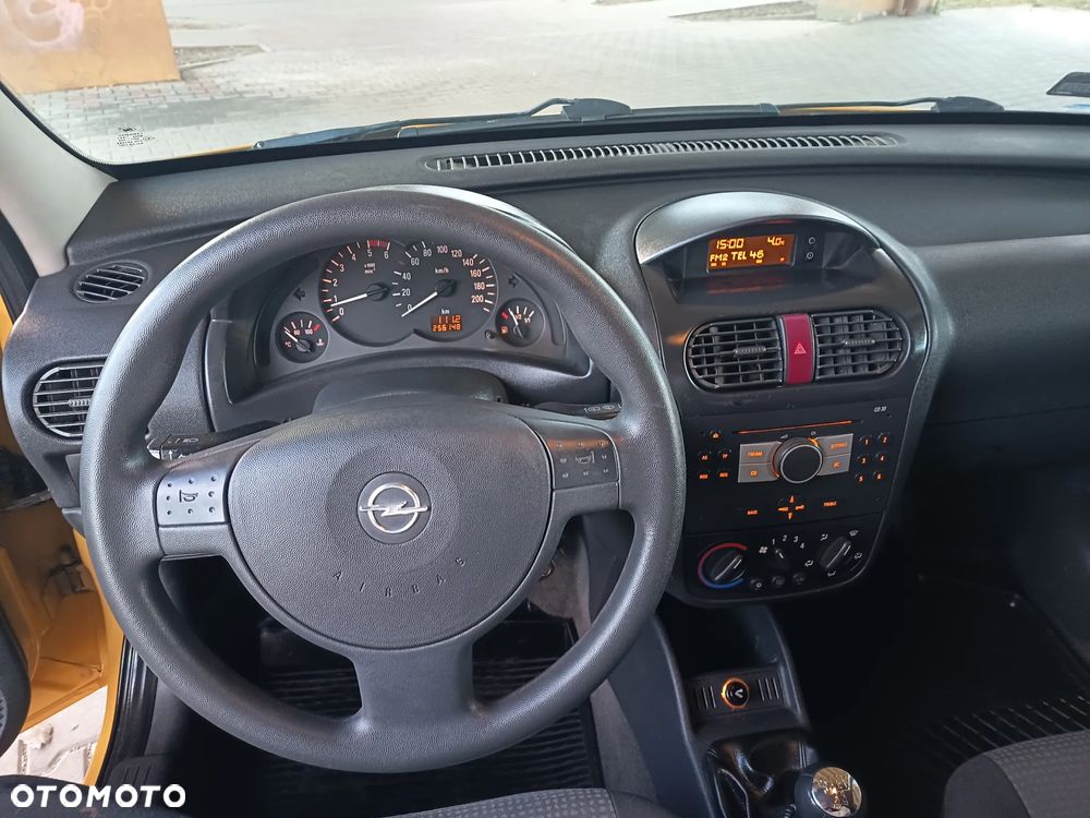 Opel Combo Tour Enjoy - 26