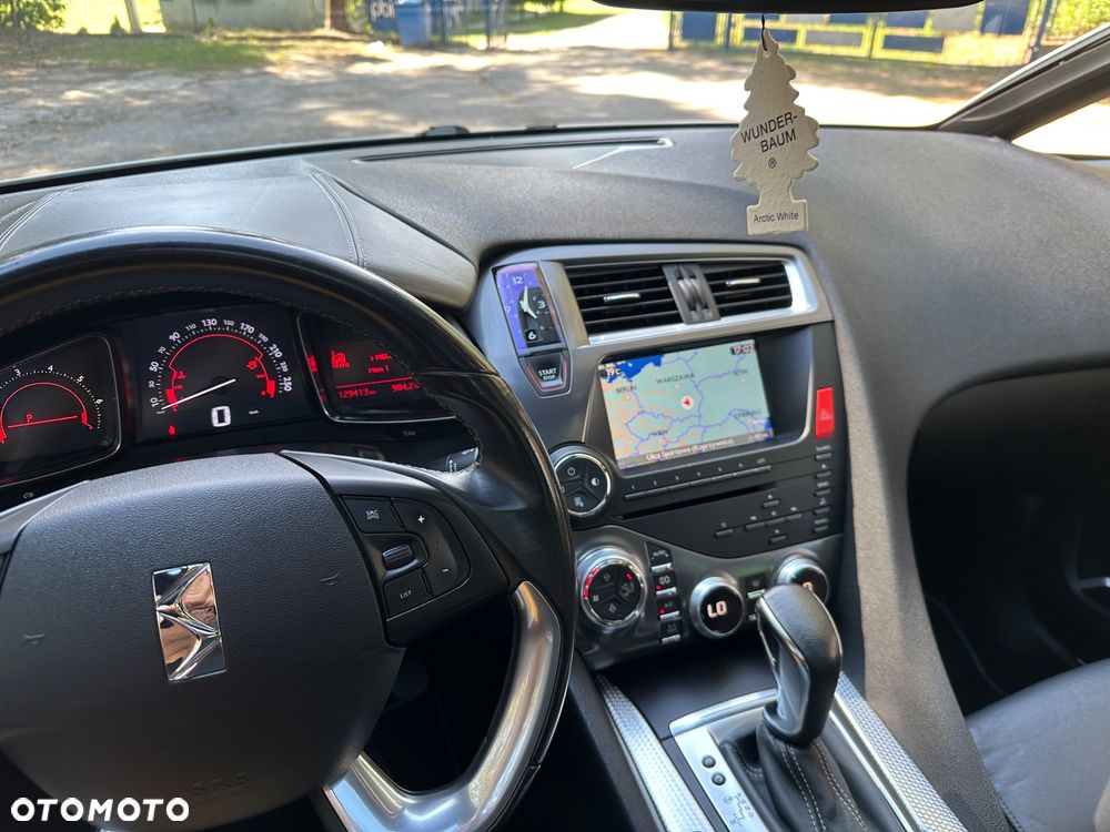 Citroën DS5 THP 155 SoChic - 23