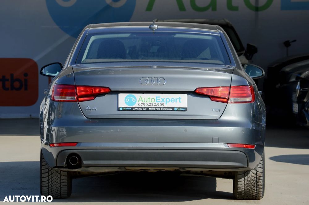 Audi A4 2.0 TDI DPF multitronic Ambiente - 16