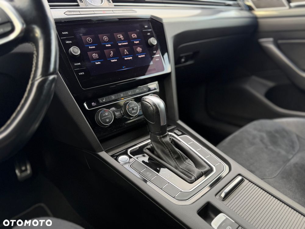 Volkswagen Arteon 2.0 TSI DSG R-Line - 32