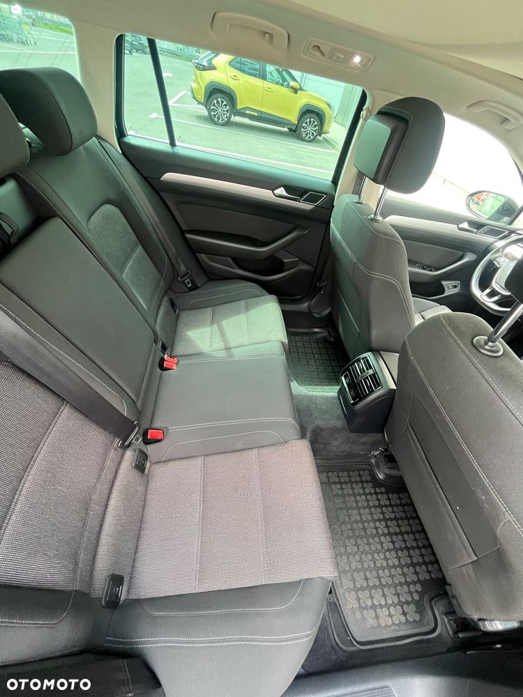 Volkswagen Passat 2.0 TDI BMT Highline DSG7 - 10