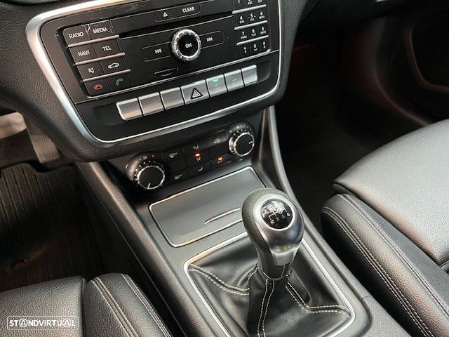 Mercedes-Benz CLA 200 d Urban - 19