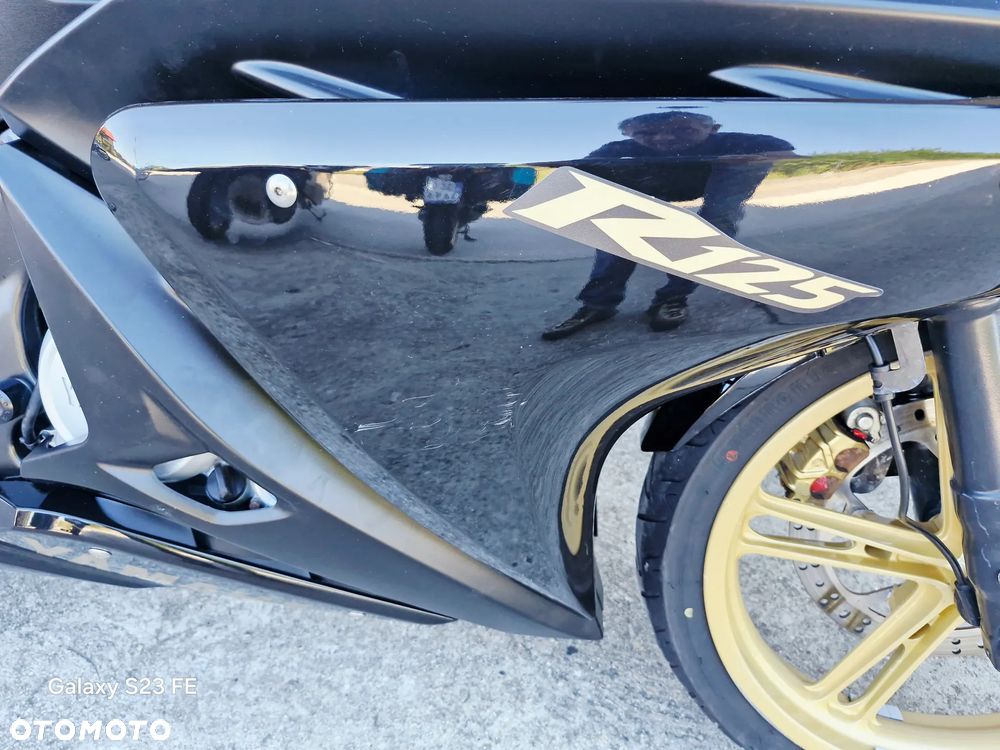 Yamaha YZF - 13