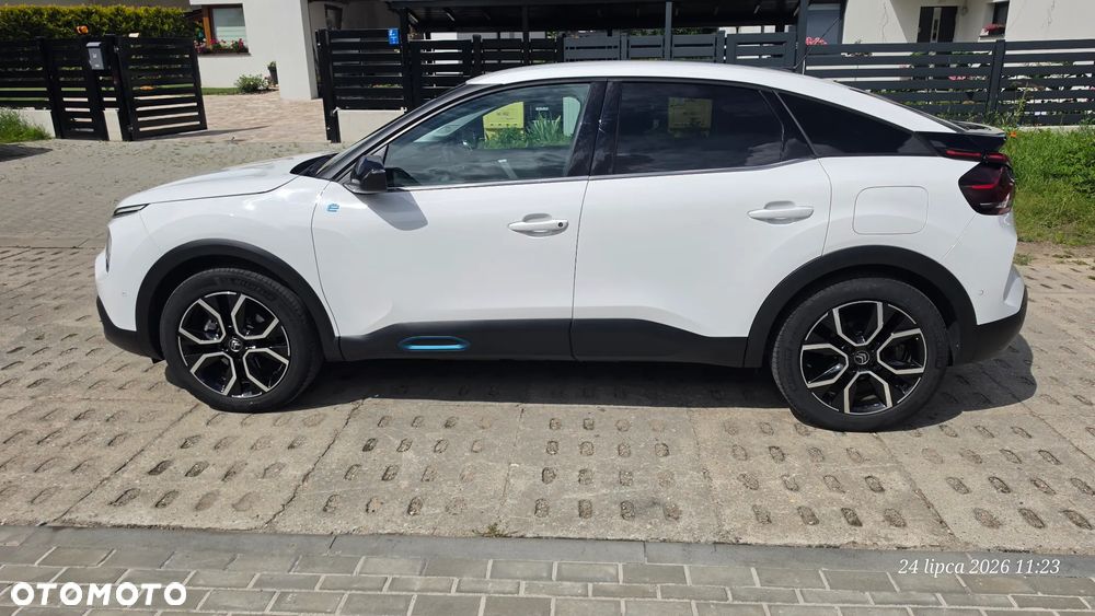 Citroën C4 EV136 50kWh Shine - 8