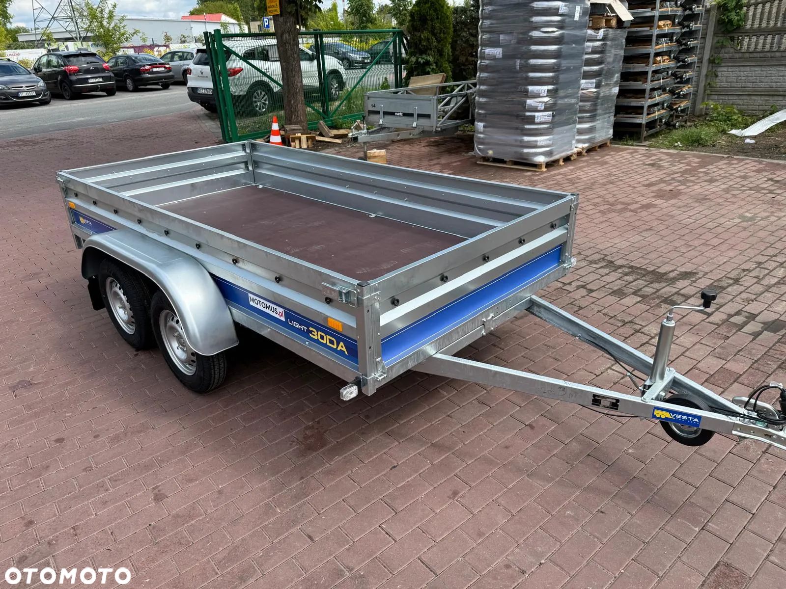 Inny Przyczepa VESTA LIGHT TANDEM 30DA 300x150x37 cm 2 osie DMC 750 kg WYSOKIE BURTY spawana rama Wrocław MOTOMUS - 1