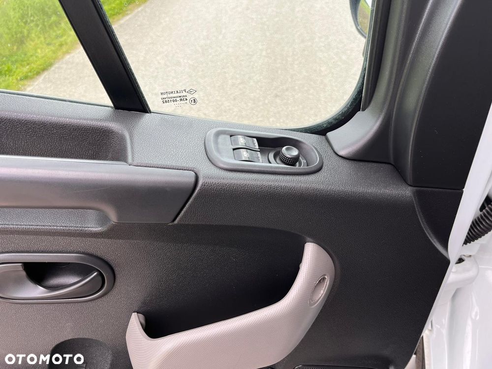 Renault Master - 22