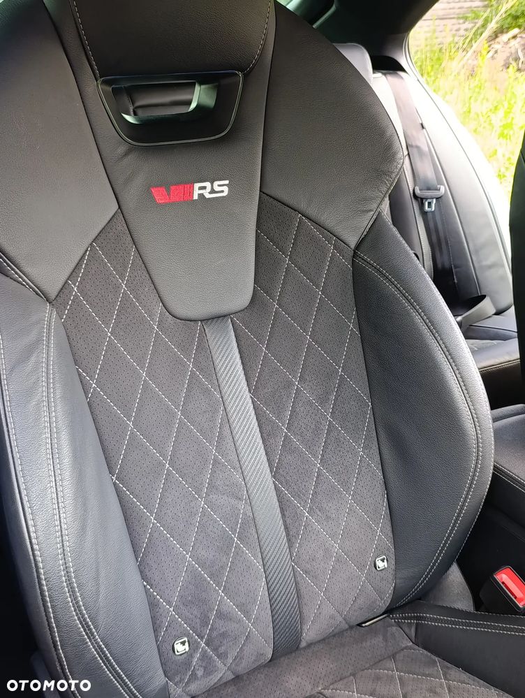 Skoda Octavia 2.0 TSI RS 245 DSG - 26