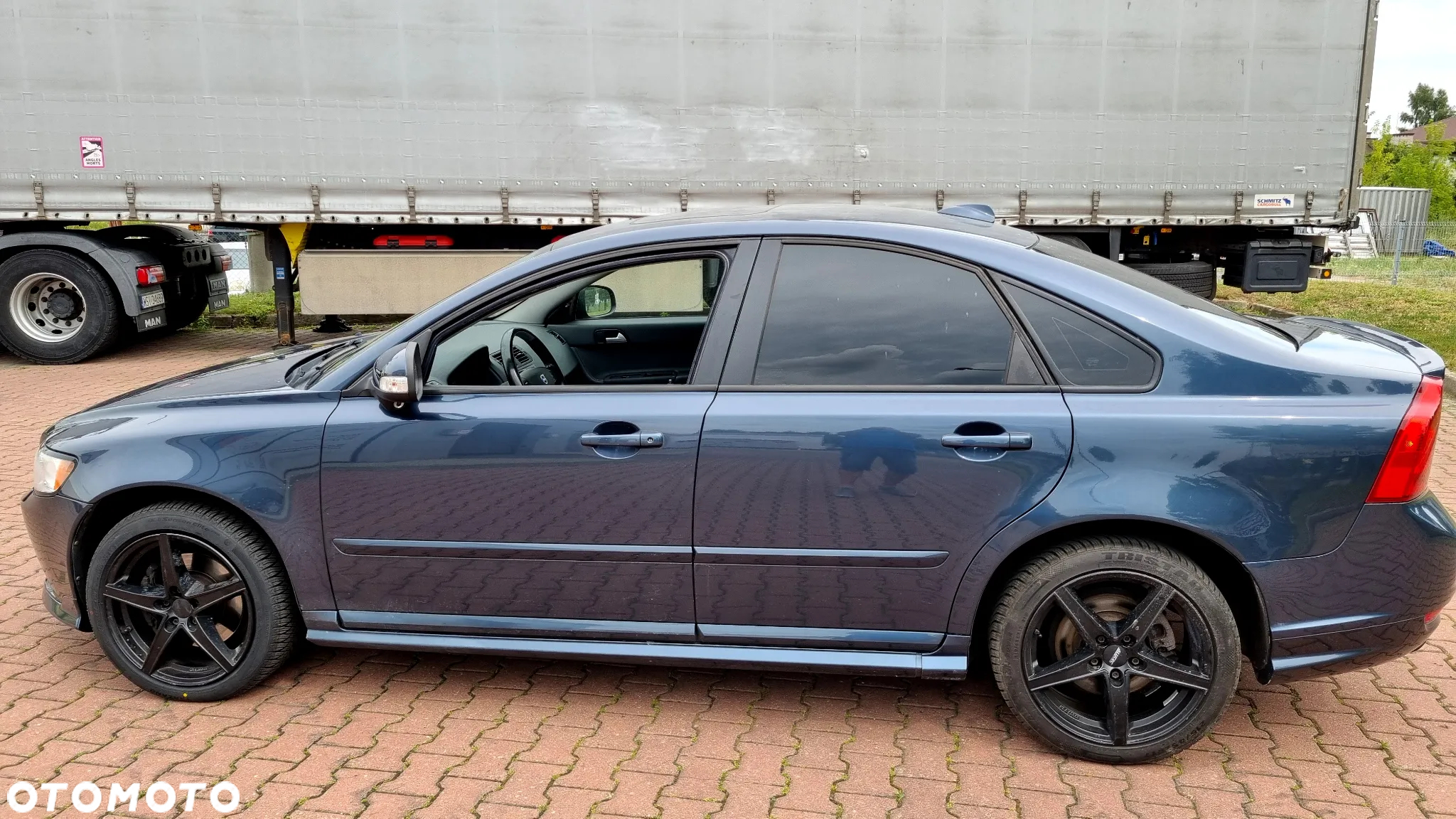 Volvo S40 D4 R-Design - 9