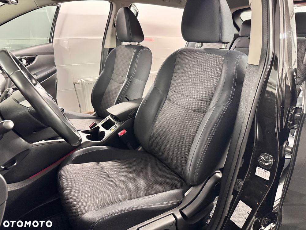Nissan Qashqai - 13