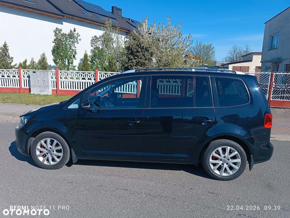 Volkswagen Touran - 14