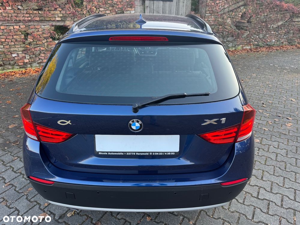 BMW X1 sDrive20d - 11