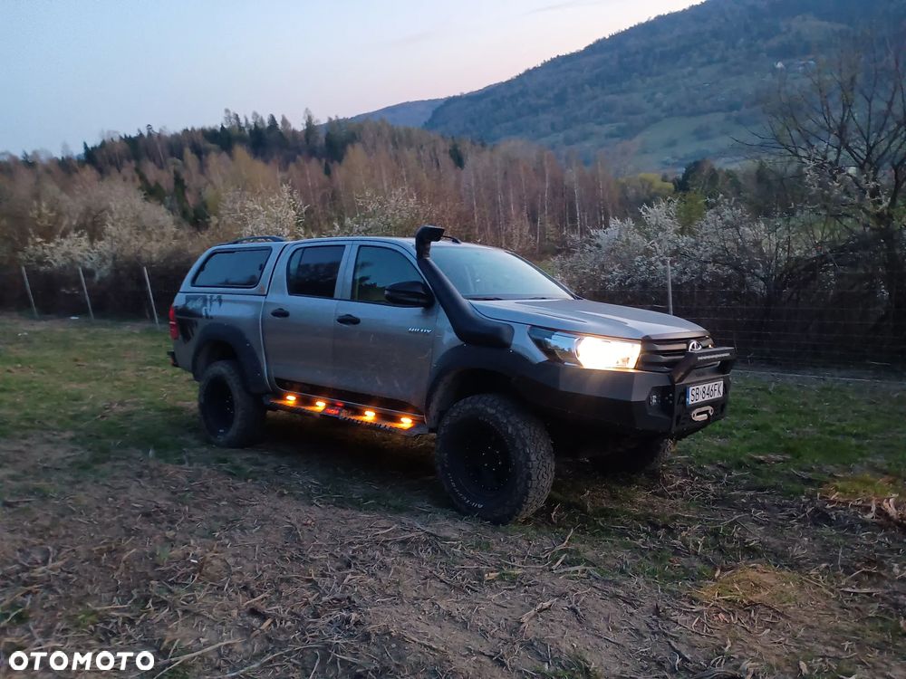Toyota Hilux 2.4 D-4D Double Cab DLX 4x4 - 14