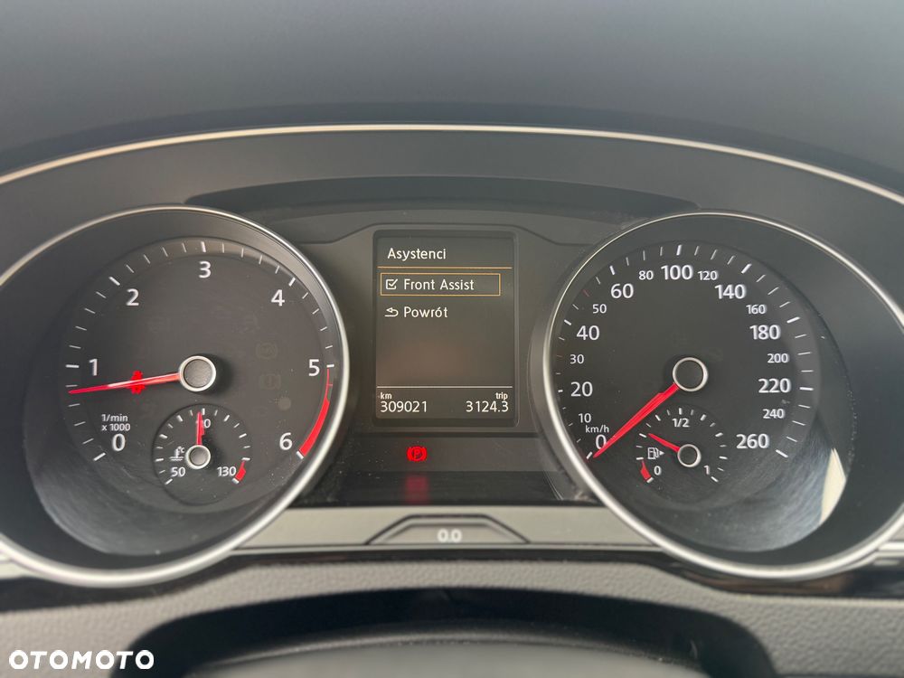 Volkswagen Passat 2.0 TDI SCR Highline DSG - 8