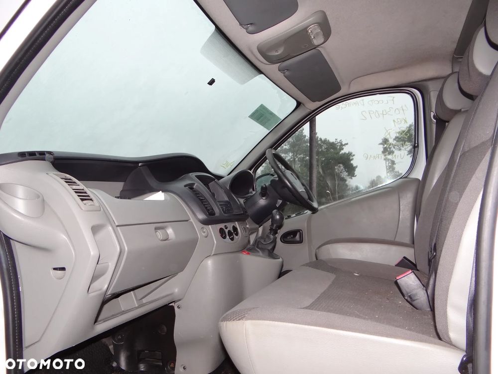 Trafic II lift Vivaro 2011 rok - 7