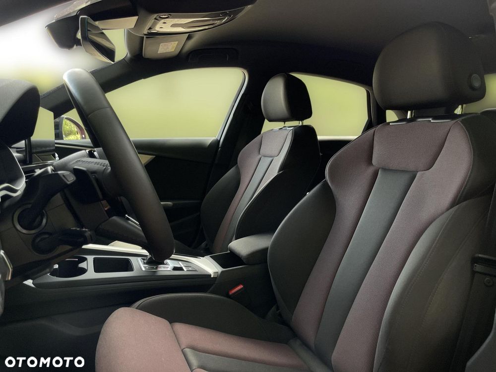 Audi A4 Limousine 40 TFSI mHEV S Line S tronic - 13