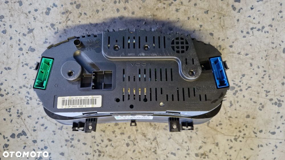 VOLKSWAGEN BORA 2.0 LICZNIK 1J5920825A - 2
