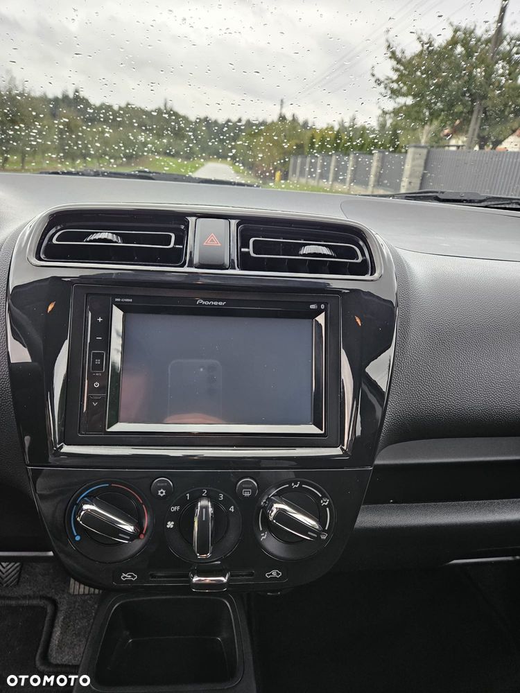 Mitsubishi Space Star - 13