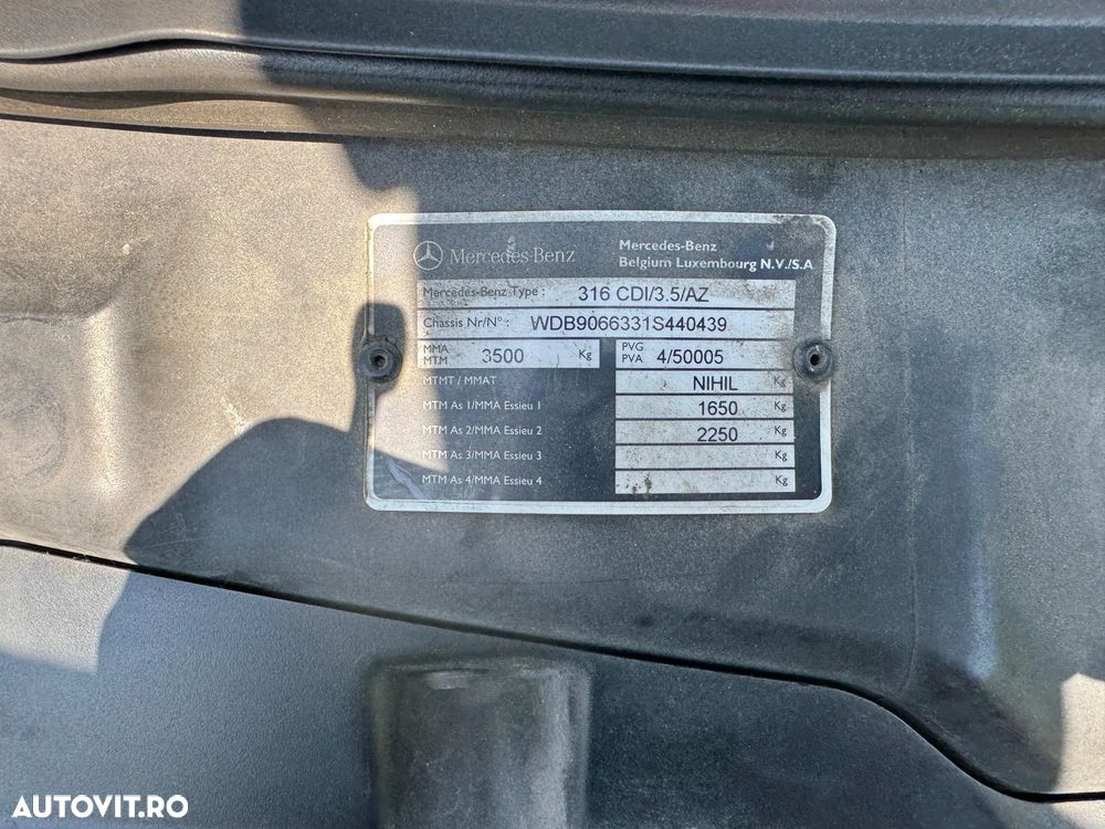 Mercedes-Benz Sprinter - 21