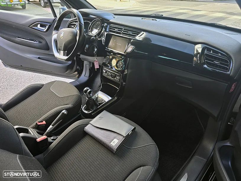Citroën DS3 1.2 VTi So Chic - 15