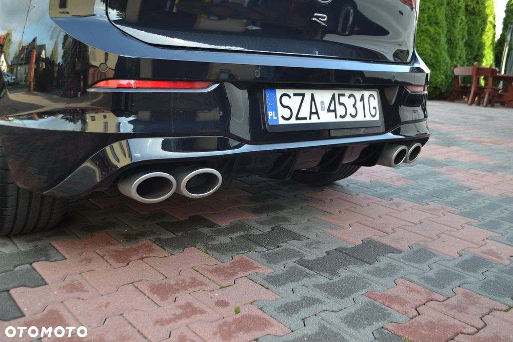 Volkswagen Golf 2.0 TSI 4Motion R DSG - 3